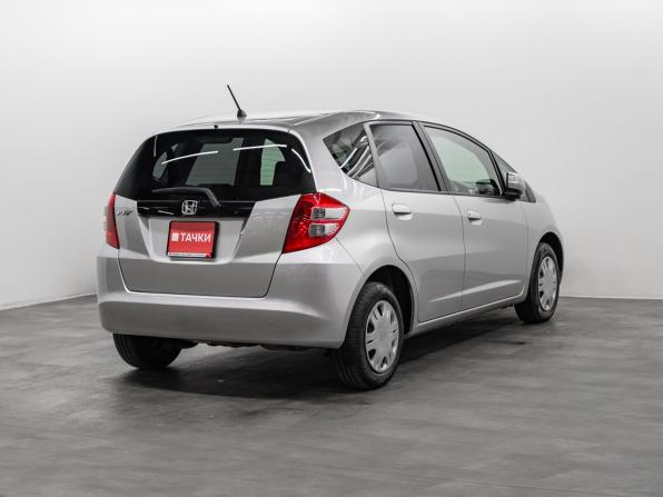 Honda Fit II с пробегом 2010 года, цена 850 000 рублей, 74864 км, хэтчбек, Автокод Объявления