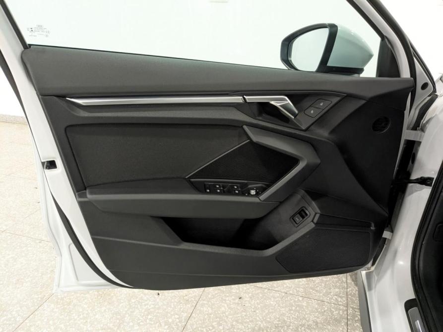 Audi A3 IV (8Y) Москва  - изображение 14