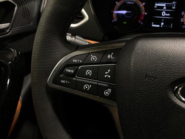 Lada (ВАЗ) Vesta I Рестайлинг (NG) с пробегом 2025 года, цена 1 650 000 рублей, 1370 км, седан, Автокод Объявления