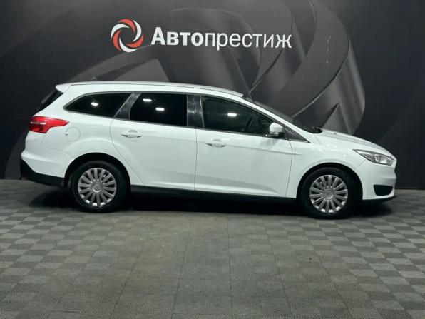 Ford Focus III Рестайлинг с пробегом 2017 года, цена 820 000 рублей, 291412 км, универсал, Автокод Объявления