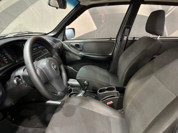 Chevrolet Niva I Рестайлинг с пробегом 2015 года, цена 670 000 рублей, 96024 км, внедорожник, Автокод Объявления