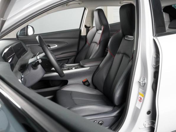 Changan UNI-T I с пробегом 2024 года, цена 2 589 000 рублей, 14263 км, внедорожник, Автокод Объявления