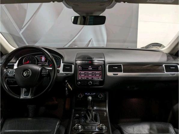 Volkswagen Touareg II Рестайлинг с пробегом 2016 года, цена 2 595 000 рублей, 248985 км, внедорожник, Автокод Объявления