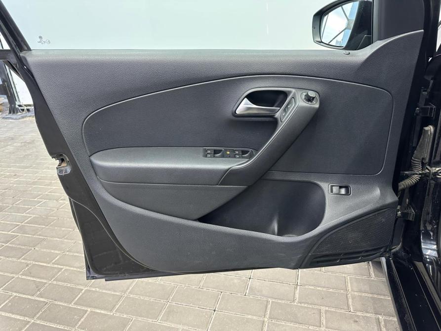 Volkswagen Polo V Рестайлинг Тамбов  - изображение 19