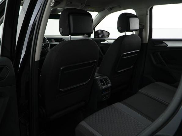 Volkswagen Tiguan II с пробегом 2019 года, цена 2 349 077 рублей, 96734 км, внедорожник, Автокод Объявления