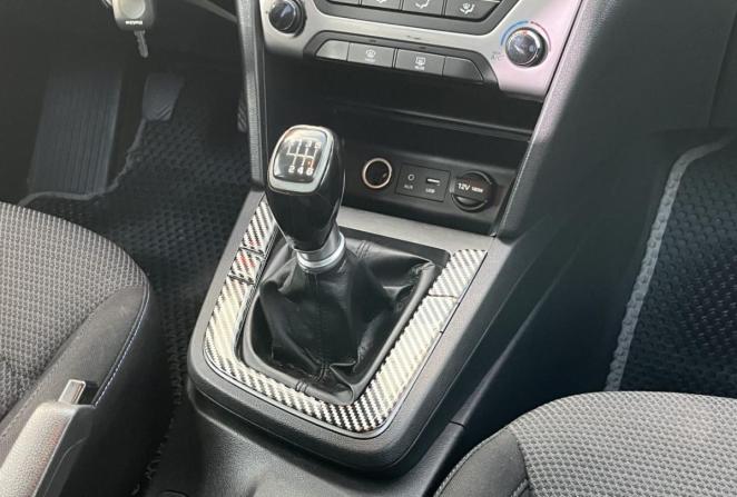 Hyundai Elantra VI (AD) с пробегом 2017 года, цена 990 000 рублей, 189951 км, седан, Автокод Объявления