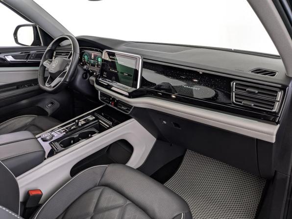 Volkswagen Teramont I Рестайлинг (China Market) с пробегом 2023 года, цена 4 625 000 рублей, 76309 км, внедорожник, Автокод Объявления