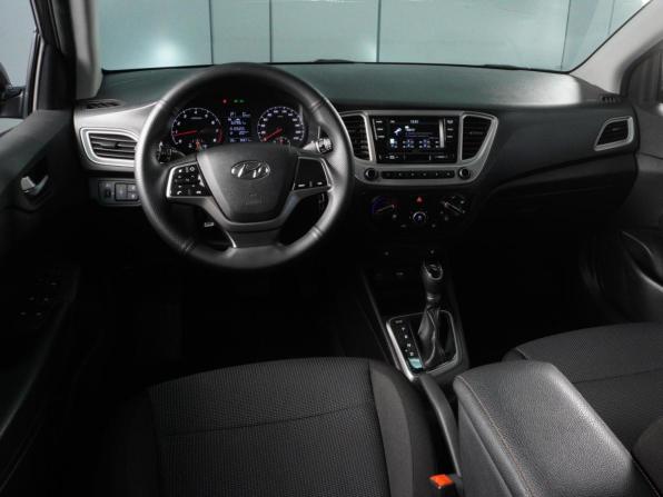 Hyundai Solaris II Рестайлинг с пробегом 2022 года, цена 1 620 000 рублей, 80671 км, седан, Автокод Объявления
