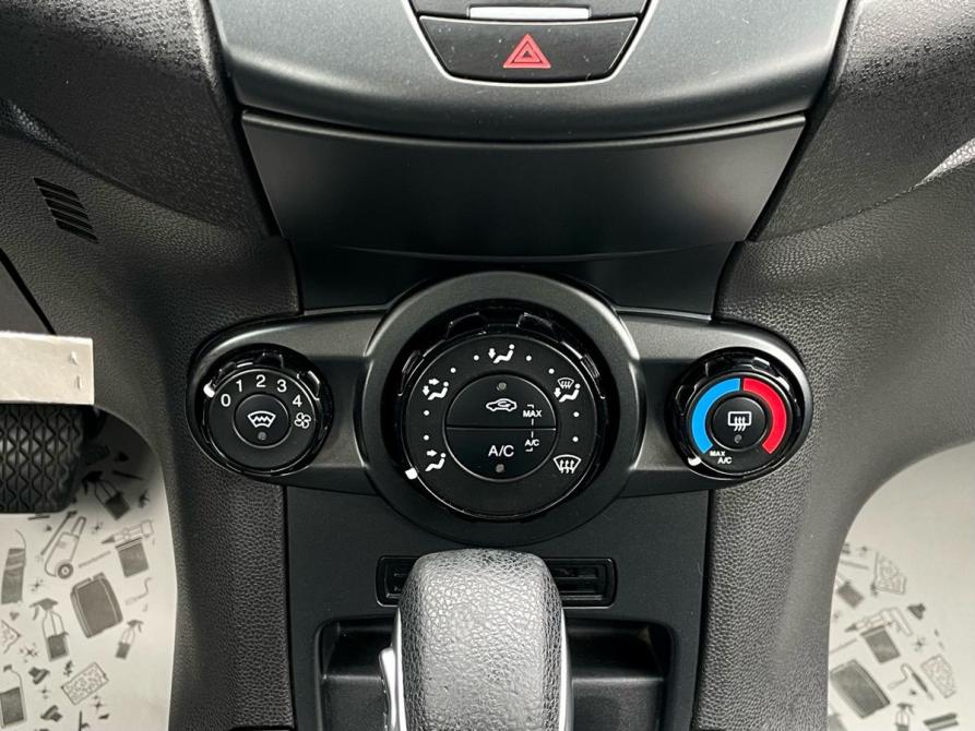 Ford Fiesta Mk6 Рестайлинг Краснодар  - изображение 16