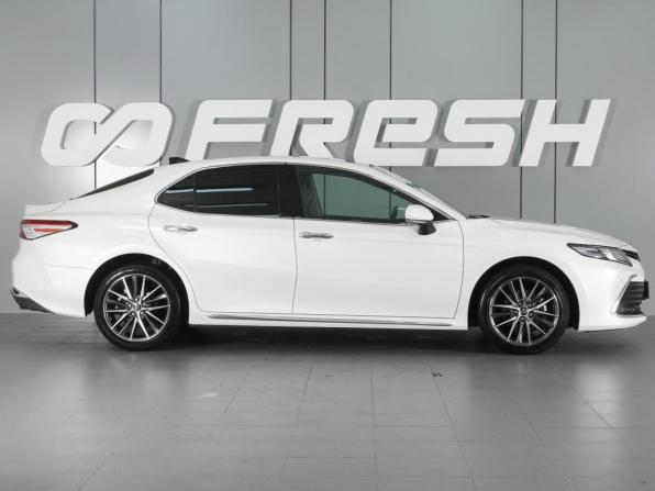 Toyota Camry VIII (XV70) Рестайлинг с пробегом 2023 года, цена 3 699 000 рублей, 48665 км, седан, Автокод Объявления