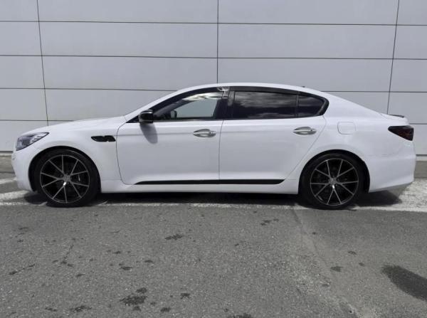Kia Quoris I Ресталинг 2 с пробегом 2017 года, цена 1 770 000 рублей, 89027 км, седан, Автокод Объявления