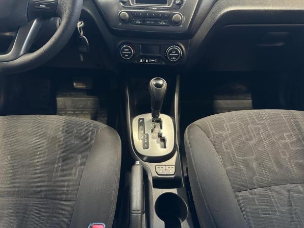 Kia Rio III с пробегом 2012 года, цена 879 000 рублей, 166000 км, седан, Автокод Объявления