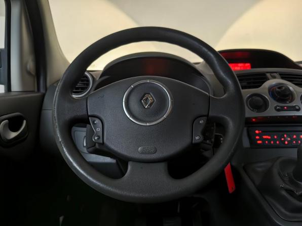 Renault Kangoo II с пробегом 2011 года, цена 599 000 рублей, 260000 км, минивэн, Автокод Объявления
