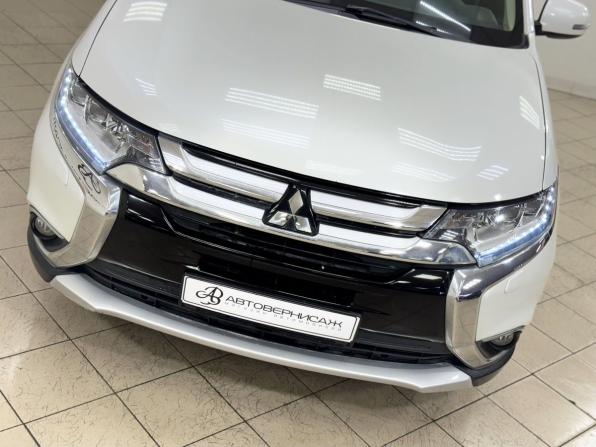 Mitsubishi Outlander III Рестайлинг 2 с пробегом 2016 года, цена 2 050 000 рублей, 65741 км, внедорожник, Автокод Объявления