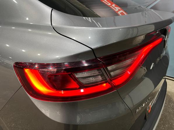 Renault Arkana I с пробегом 2019 года, цена 1 412 000 рублей, 135468 км, внедорожник, Автокод Объявления