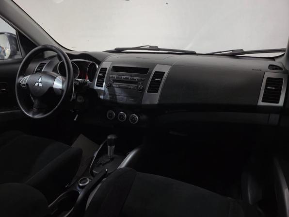 Mitsubishi Outlander II с пробегом 2008 года, цена 920 000 рублей, 236597 км, внедорожник, Автокод Объявления