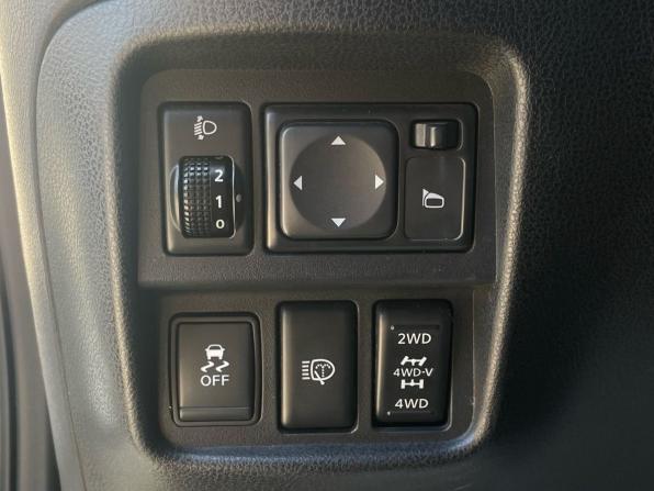 Nissan Juke I с пробегом 2011 года, цена 1 100 000 рублей, 203259 км, внедорожник, Автокод Объявления