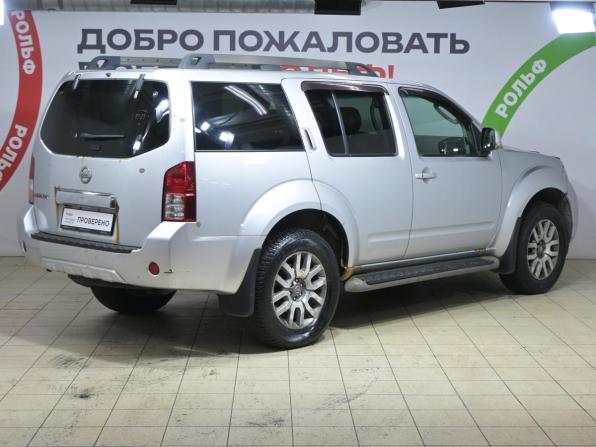 Nissan Pathfinder III Рестайлинг с пробегом 2010 года, цена 1 180 000 рублей, 290000 км, внедорожник, Автокод Объявления