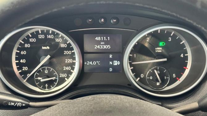 Mercedes-Benz M-Класс II (W164) Рестайлинг с пробегом 2011 года, цена 1 690 000 рублей, 242893 км, внедорожник, Автокод Объявления