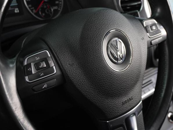 Volkswagen Tiguan I Рестайлинг с пробегом 2014 года, цена 1 249 000 рублей, 210205 км, внедорожник, Автокод Объявления