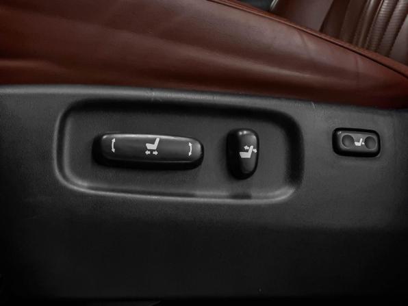 Toyota Land Cruiser 200 Series Рестайлинг 2 с пробегом 2020 года, цена 7 200 000 рублей, 171432 км, внедорожник, Автокод Объявления