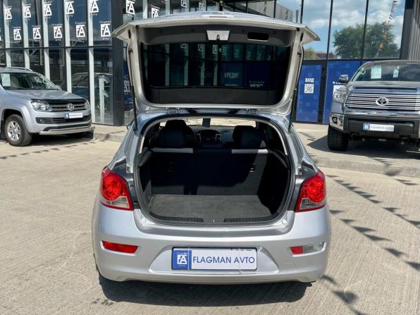 Chevrolet Cruze I Рестайлинг с пробегом 2012 года, цена 637 000 рублей, 233118 км, хэтчбек, Автокод Объявления