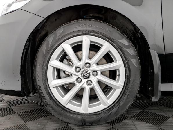 Toyota Camry VIII (XV70) Рестайлинг с пробегом 2021 года, цена 2 490 000 рублей, 120101 км, седан, Автокод Объявления