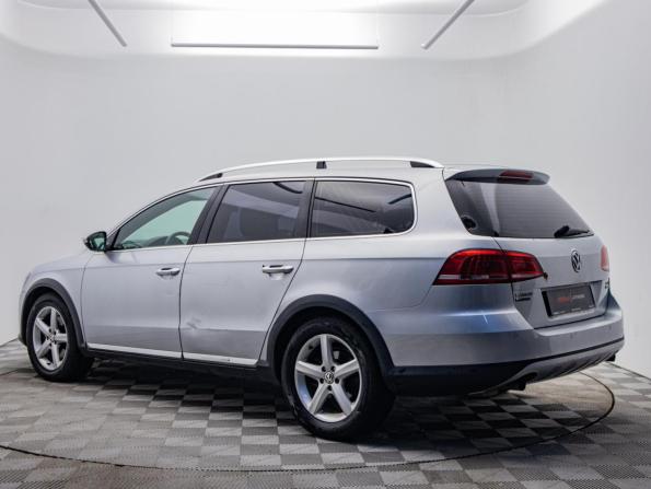 Volkswagen Passat B7 с пробегом 2013 года, цена 1 067 700 рублей, 259025 км, универсал, Автокод Объявления