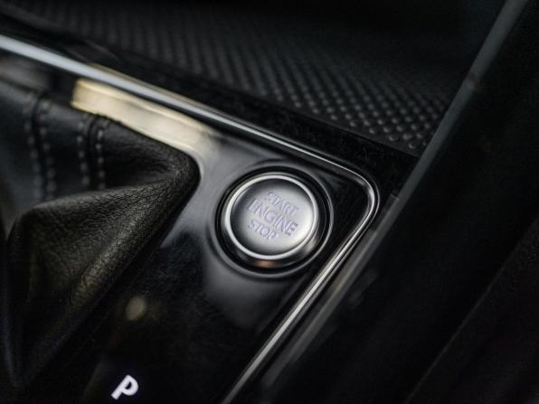 Volkswagen Touran II с пробегом 2016 года, цена 1 400 500 рублей, 135762 км, компактвэн, Автокод Объявления