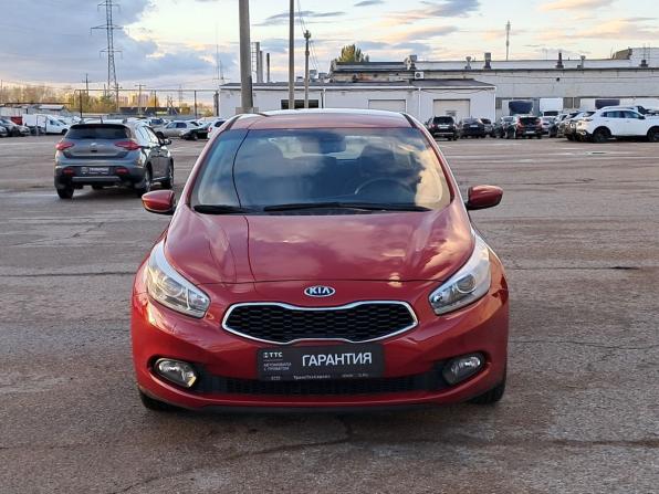 Kia Ceed II с пробегом 2012 года, цена 1 150 000 рублей, 156900 км, хэтчбек, Автокод Объявления