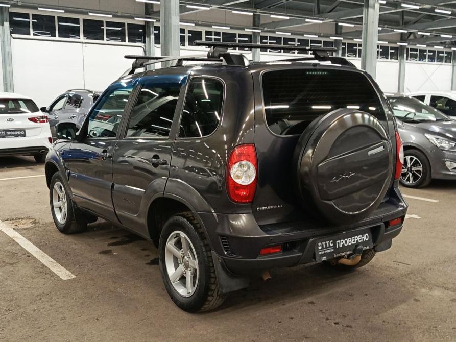 Chevrolet Niva I Рестайлинг Набережные Челны  - изображение 8