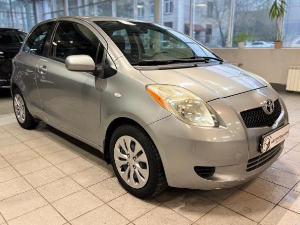 Toyota Yaris II с пробегом 2008 года, цена 749 000 рублей, 87756 км, хэтчбек, Автокод Объявления