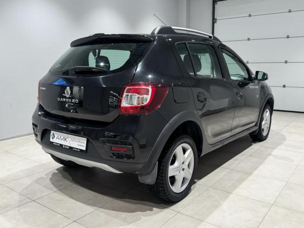 Renault Sandero II с пробегом 2018 года, цена 1 103 421 рубль, 62600 км, хэтчбек, Автокод Объявления