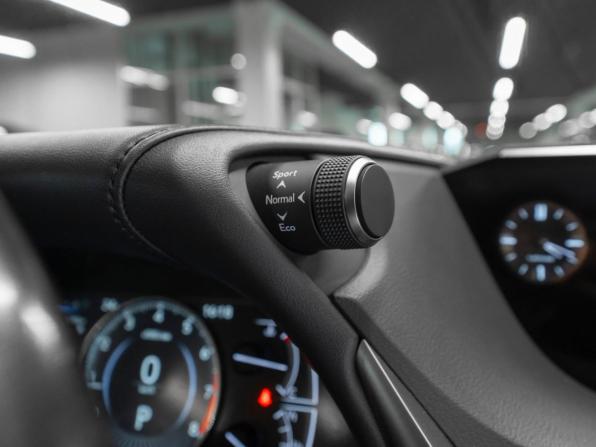 Lexus ES VII с пробегом 2020 года, цена 3 630 000 рублей, 98246 км, седан, Автокод Объявления