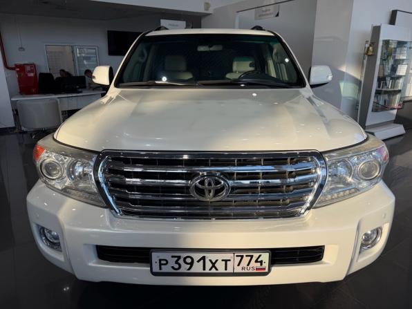 Toyota Land Cruiser 200 Series Рестайлинг 1 с пробегом 2012 года, цена 3 195 000 рублей, 246000 км, внедорожник, Автокод Объявления