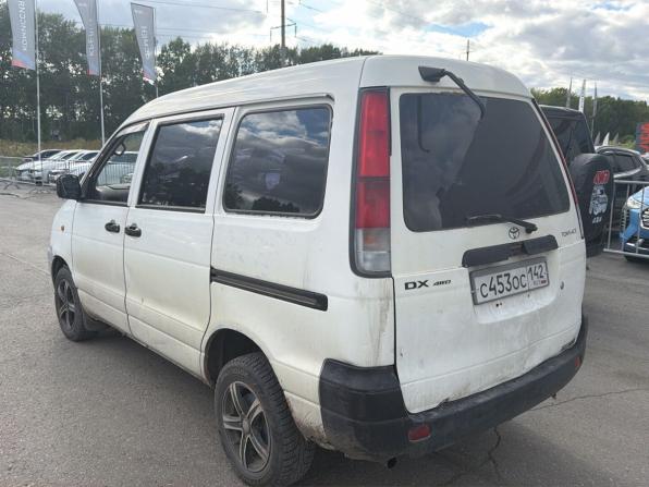 Toyota Town Ace III с пробегом 2005 года, цена 420 000 рублей, 201540 км, компактвэн, Автокод Объявления