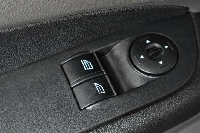 Ford Focus II с пробегом 2007 года, цена 359 000 рублей, 240000 км, хэтчбек, Автокод Объявления