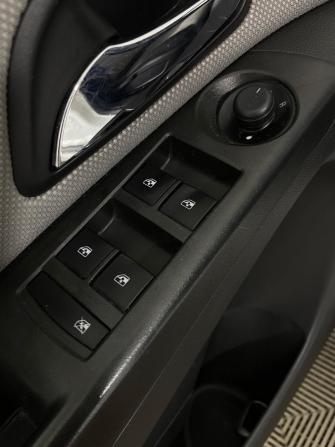 Chevrolet Cruze I Рестайлинг с пробегом 2014 года, цена 655 000 рублей, 120902 км, хэтчбек, Автокод Объявления