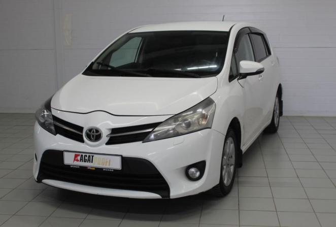Toyota Verso I Рестайлинг с пробегом 2013 года, цена 1 040 000 рублей, 657646 км, компактвэн, Автокод Объявления