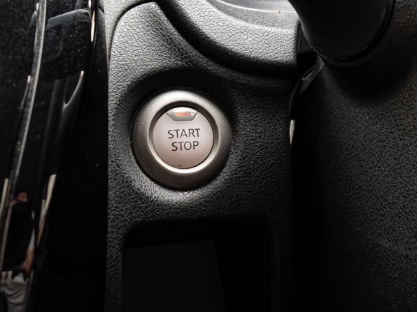 Nissan Note II Рестайлинг с пробегом 2017 года, цена 1 280 000 рублей, 149053 км, хэтчбек, Автокод Объявления