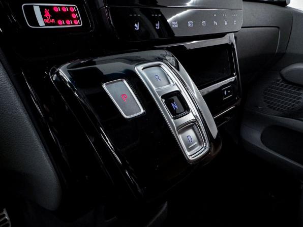 Hyundai Staria I с пробегом 2022 года, цена 6 100 000 рублей, 66140 км, минивэн, Автокод Объявления