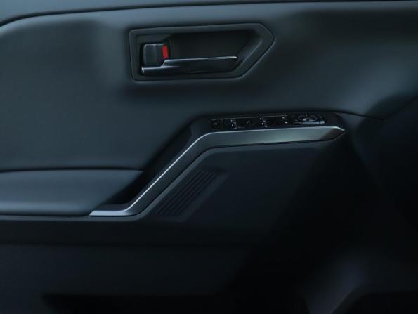 Toyota RAV4 VI (XA60) с пробегом 2026 года, цена 4 270 000 рублей, 10 км, внедорожник, Автокод Объявления