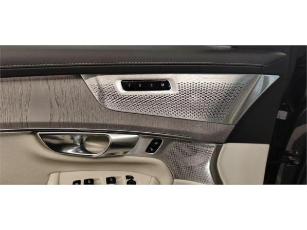 Volvo XC90 II Рестайлинг 2 с пробегом 2026 года, цена 10 950 000 рублей, 15 км, внедорожник, Автокод Объявления