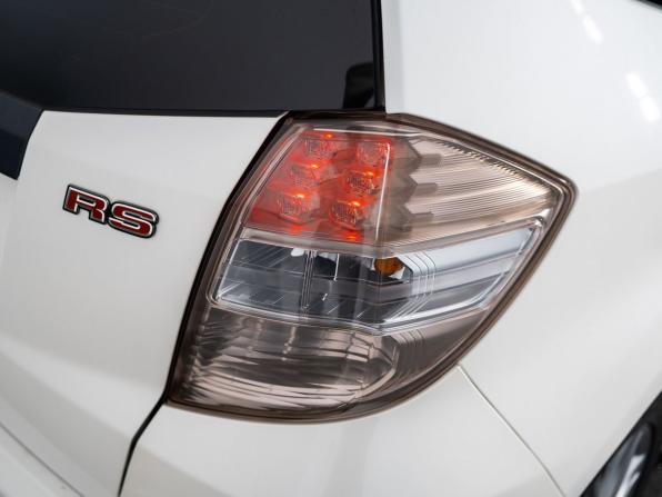 Honda Fit II с пробегом 2011 года, цена 1 000 000 рублей, 107952 км, хэтчбек, Автокод Объявления
