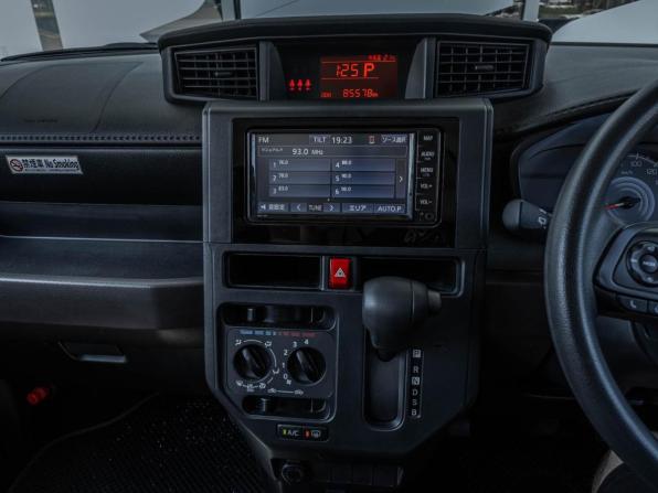 Toyota Roomy I Рестайлинг с пробегом 2021 года, цена 1 070 000 рублей, 85578 км, микровэн, Автокод Объявления