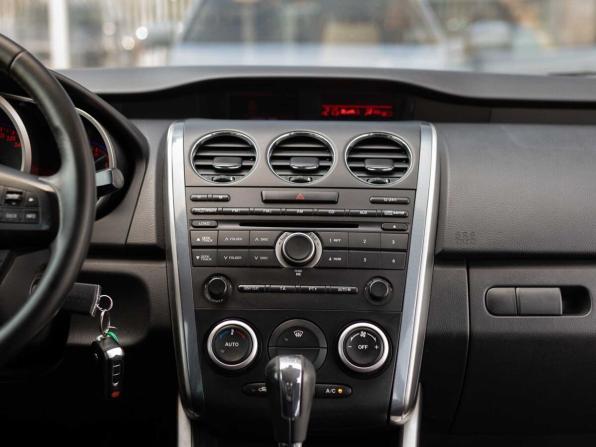 Mazda CX-7 I Рестайлинг с пробегом 2011 года, цена 940 000 рублей, 173661 км, внедорожник, Автокод Объявления