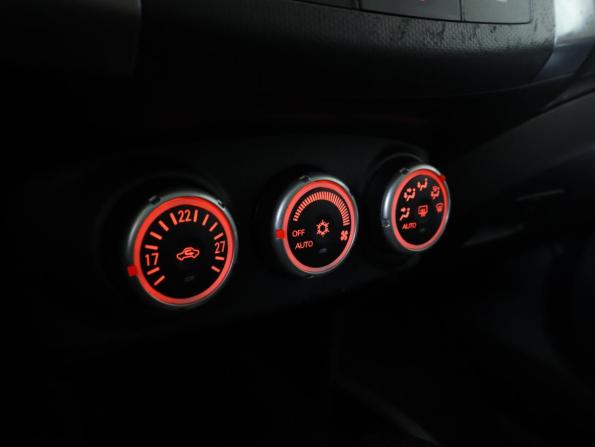 Mitsubishi Outlander II с пробегом 2008 года, цена 799 000 рублей, 211000 км, внедорожник, Автокод Объявления