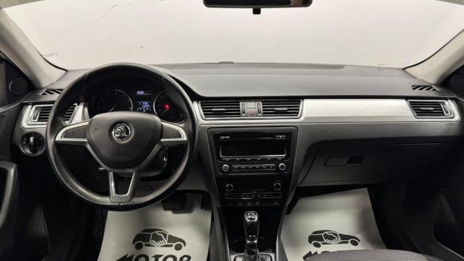 Skoda Rapid I с пробегом 2015 года, цена 1 020 000 рублей, 143879 км, лифтбек, Автокод Объявления