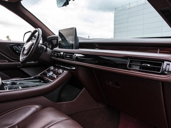 Lincoln Aviator II с пробегом 2020 года, цена 7 300 000 рублей, 70613 км, внедорожник, Автокод Объявления