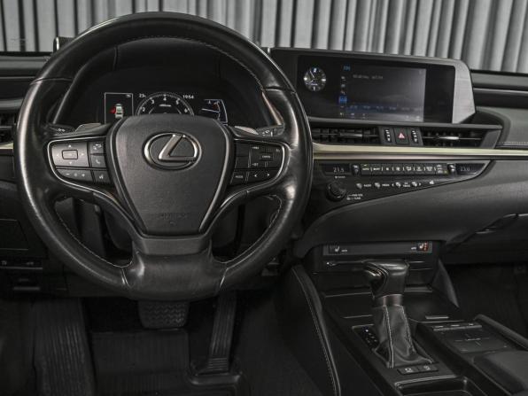 Lexus ES VII с пробегом 2018 года, цена 4 264 000 рублей, 82154 км, седан, Автокод Объявления